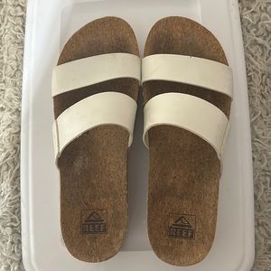 Size 10 Reef sandals